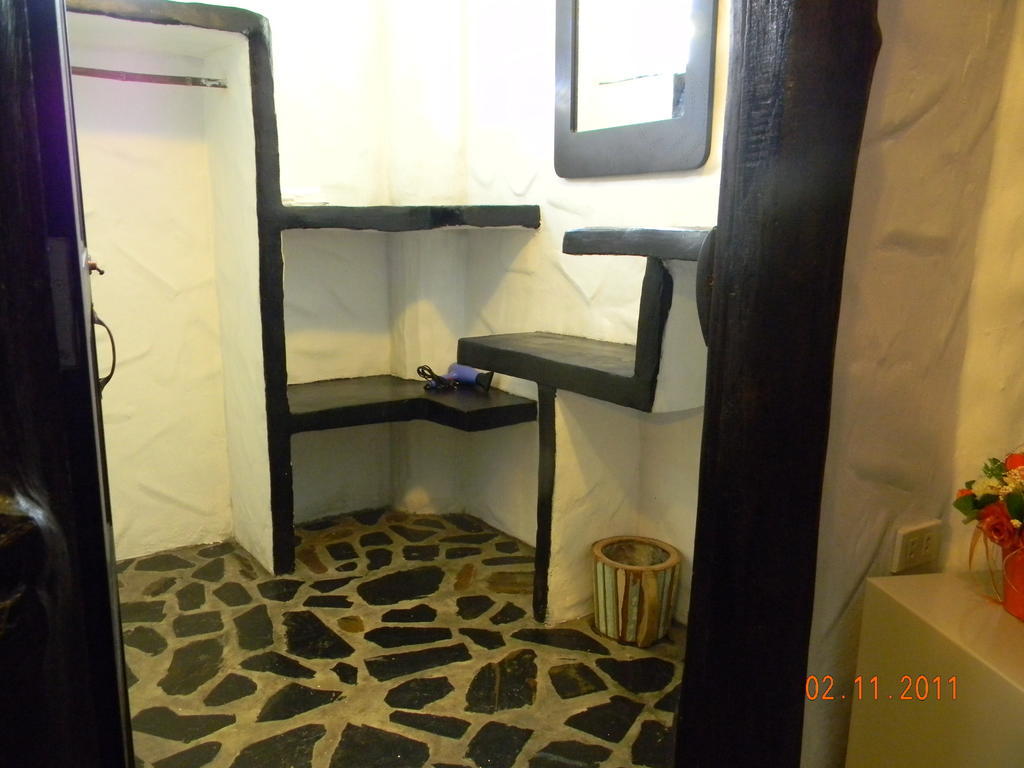 Baan Pong Tara Hotel Suan Phueng Room photo